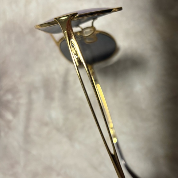 Authentic Oakley blue green mirror gold frame aviators - Picture 6 of 10